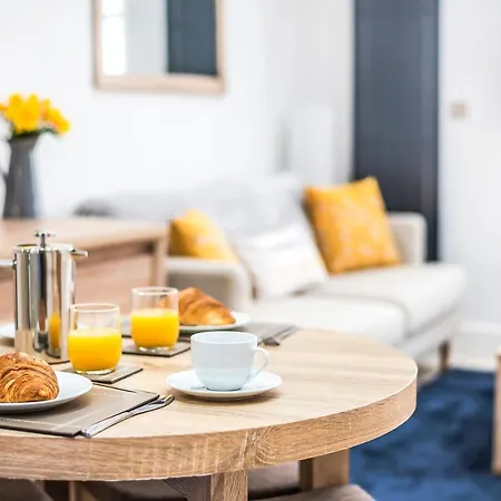 3, The Keyes Apartment